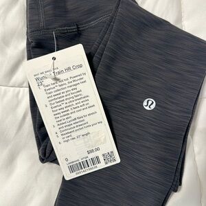 LuluLemon Wunder Train HR Crop 23” Size 0